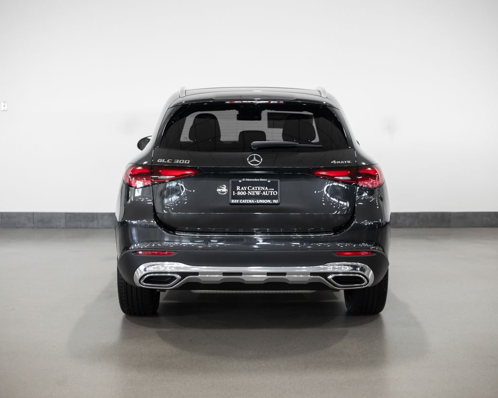 New 2025 Graphite Grey Metallic Mercedes-Benz GLC 300 image 11