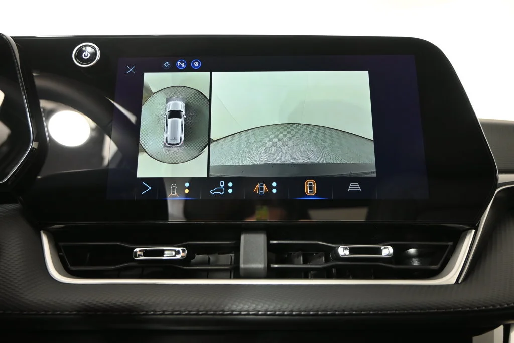 2027 Chevrolet Equinox LT - Photo 27