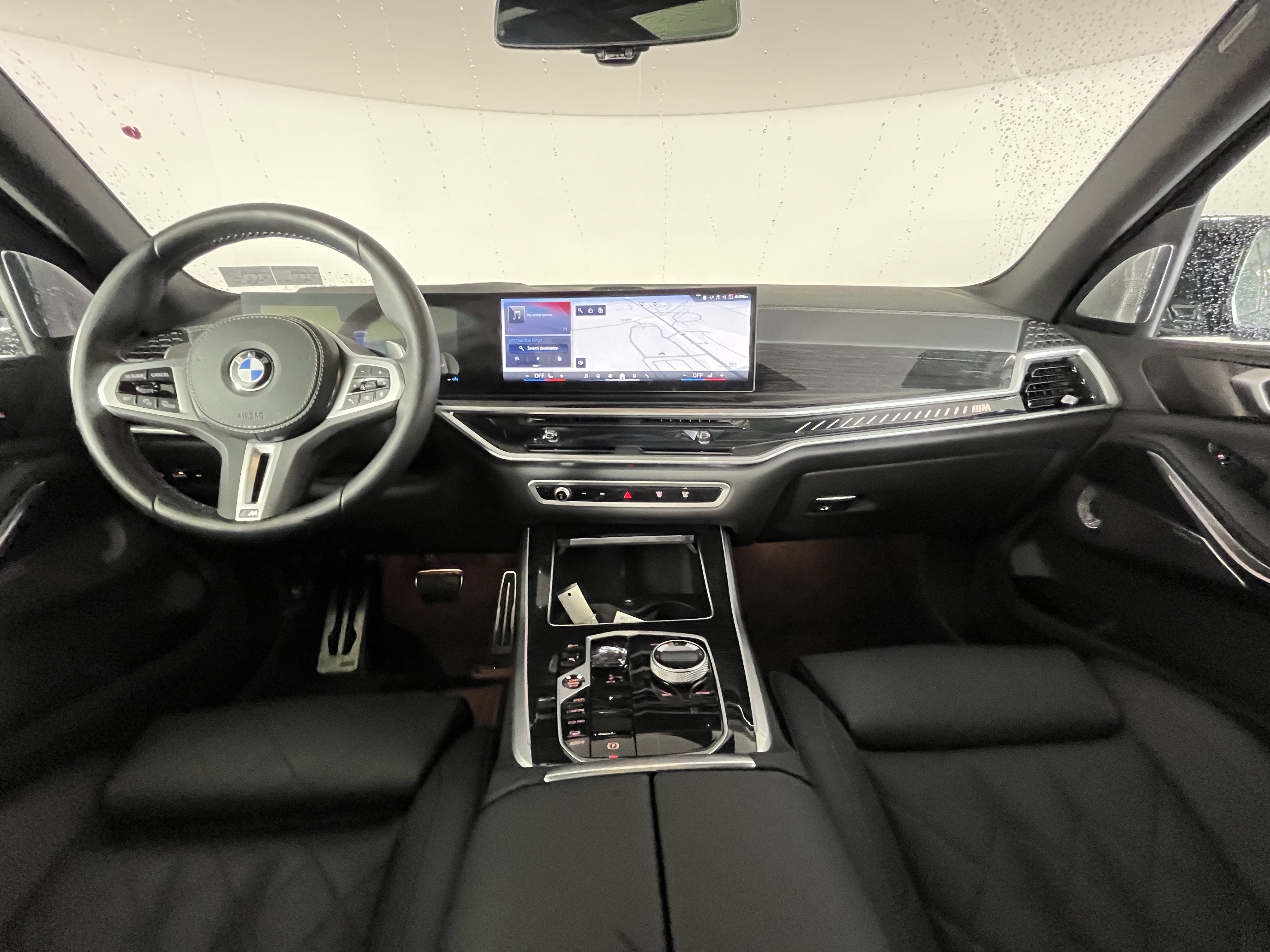 2025 BMW X5 M60i - Photo 16
