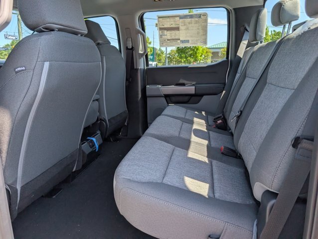New 2026 Oxford White Ford F-250® XL image 15