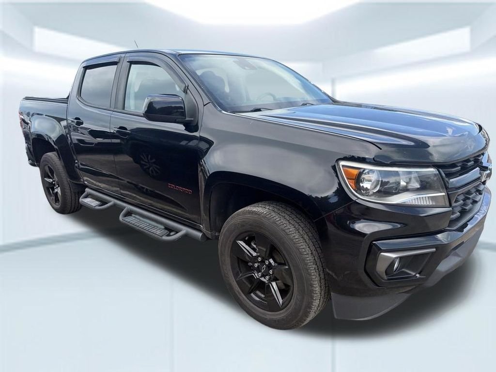 Used 2021 Black Chevrolet LT image 23