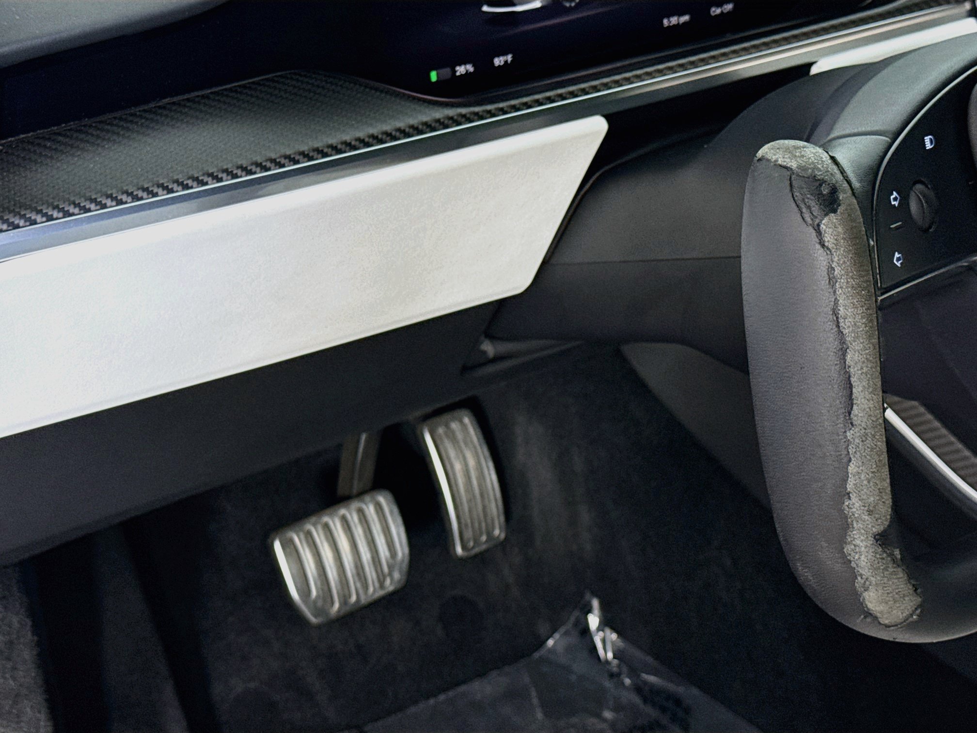 Used 2022  Tesla Plaid image 12