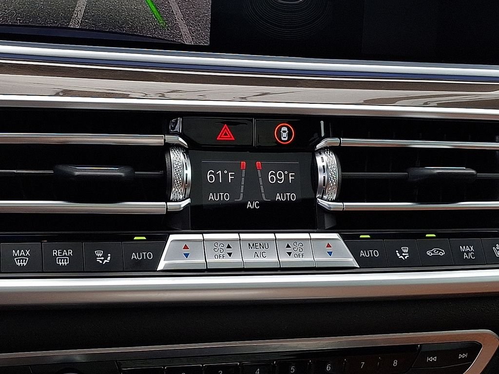 Used 2022 Blue BMW M50i image 22