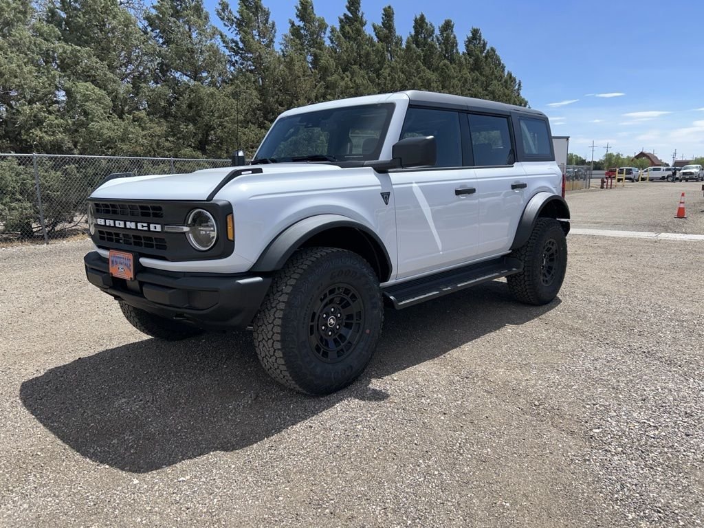2026 Ford Bronco Base 4x4's photo