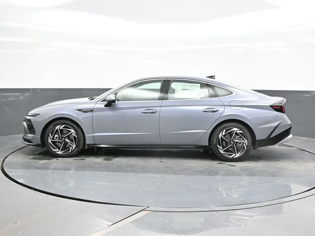 New 2026 Blue Hyundai SEL Sport image 4