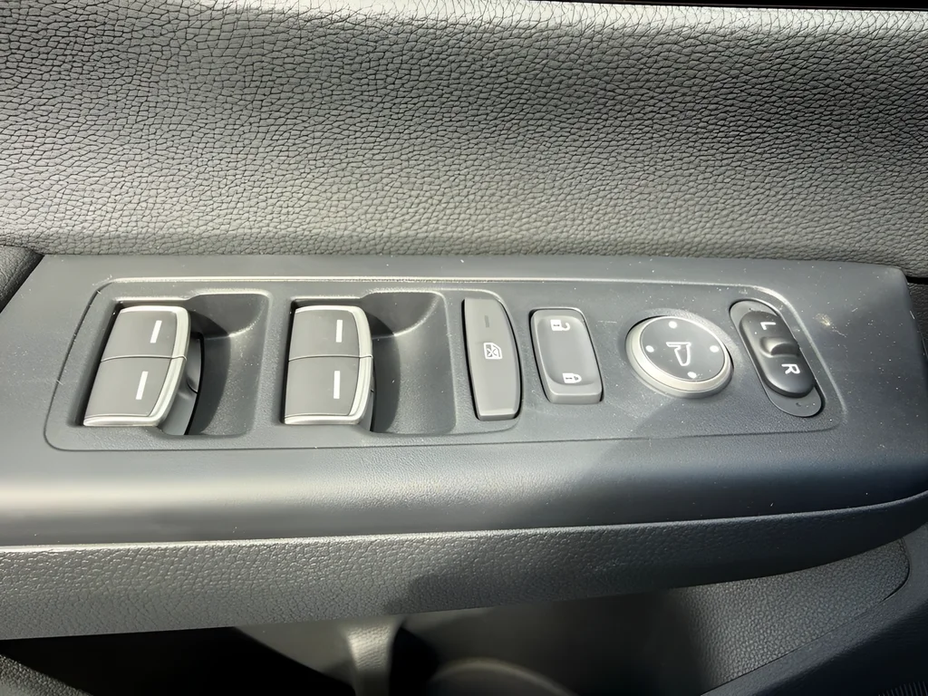 2026 Honda CR-V EX-L - Photo 17