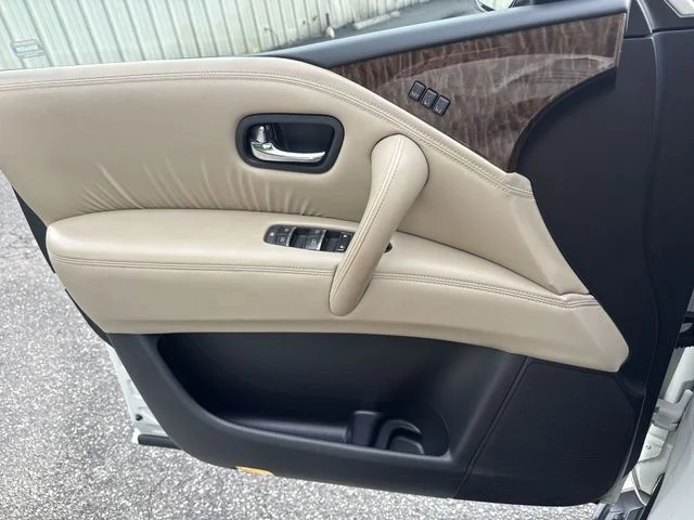 Used 2017 White Nissan SL image 29