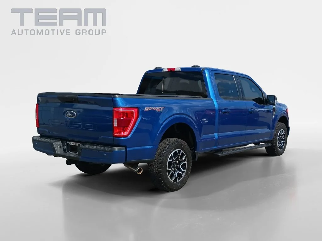 Used 2022 Blue Ford XLT image 7
