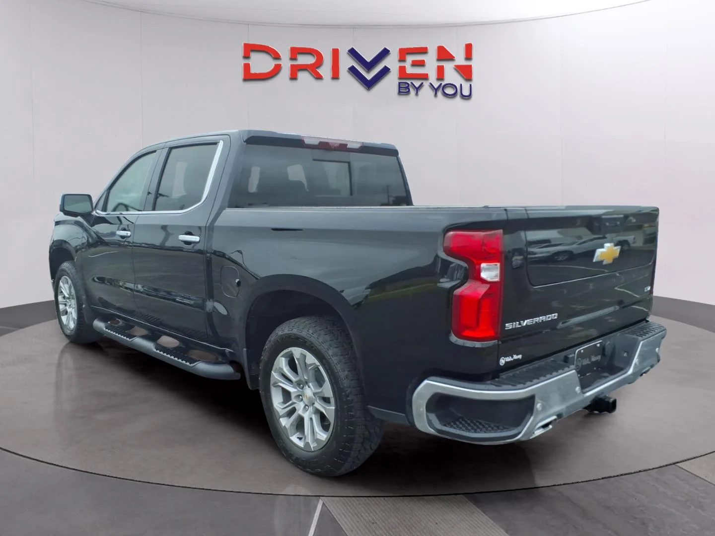 Used 2025 Black Chevrolet LTZ image 3