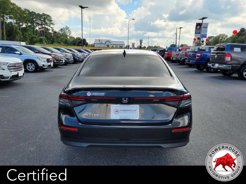 Used 2023 Black Honda LX image 5