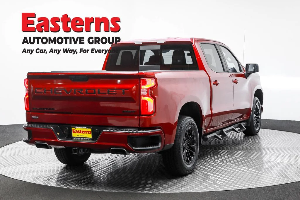 Used 2021 Red Chevrolet RST image 5