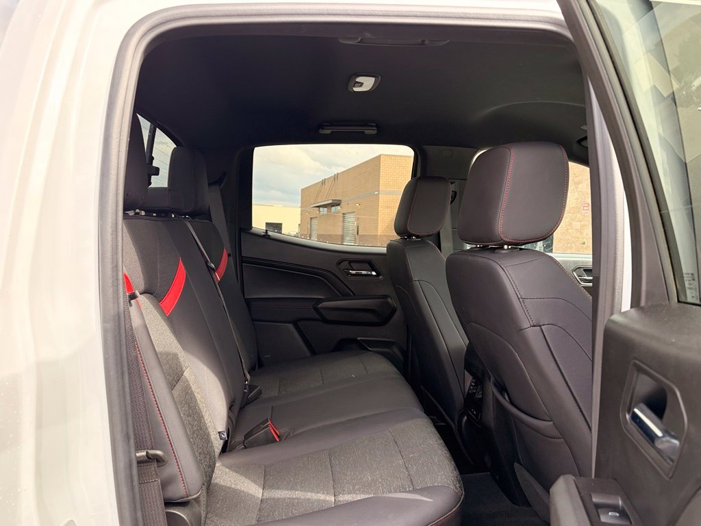 Used 2025 White Chevrolet Z71 image 18