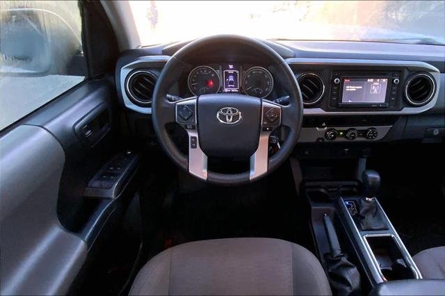 Certified Used 2017 SUPER WHITE Toyota  image 6