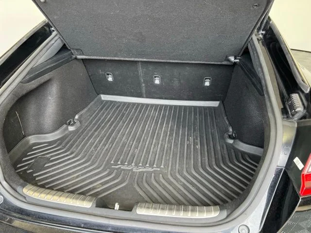 Used 2019 Black Kia GT1 image 38