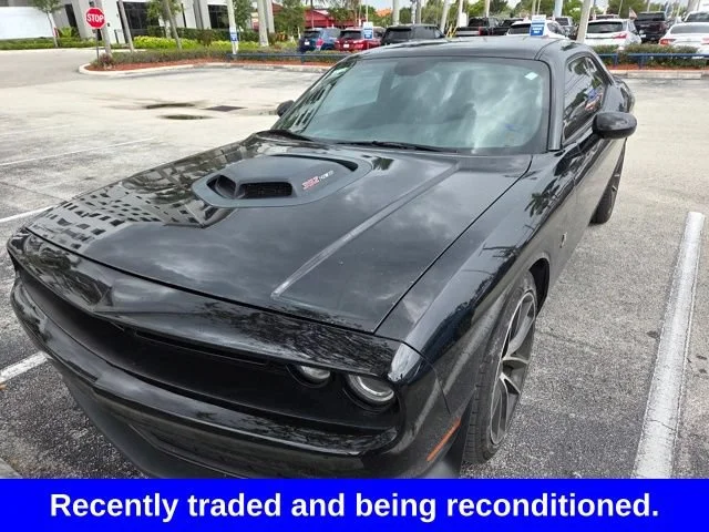 Used 2016 Black Dodge 392 Hemi Scat Pack Shaker image 2