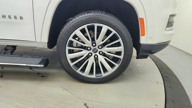 Used 2022 White Jeep Series III image 15