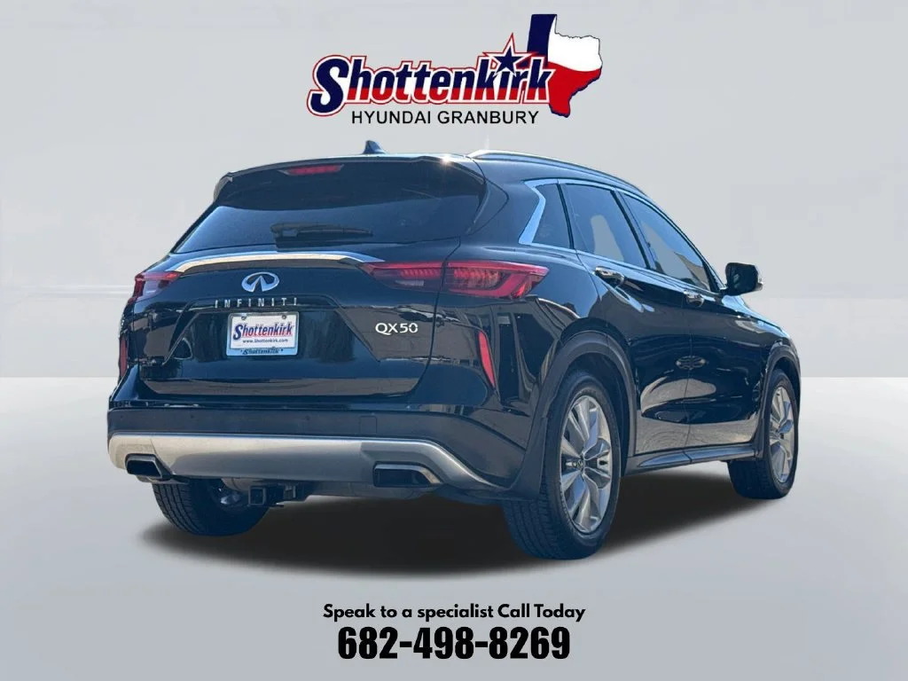 Used 2020 Black Obsidian INFINITI LUXE image 6