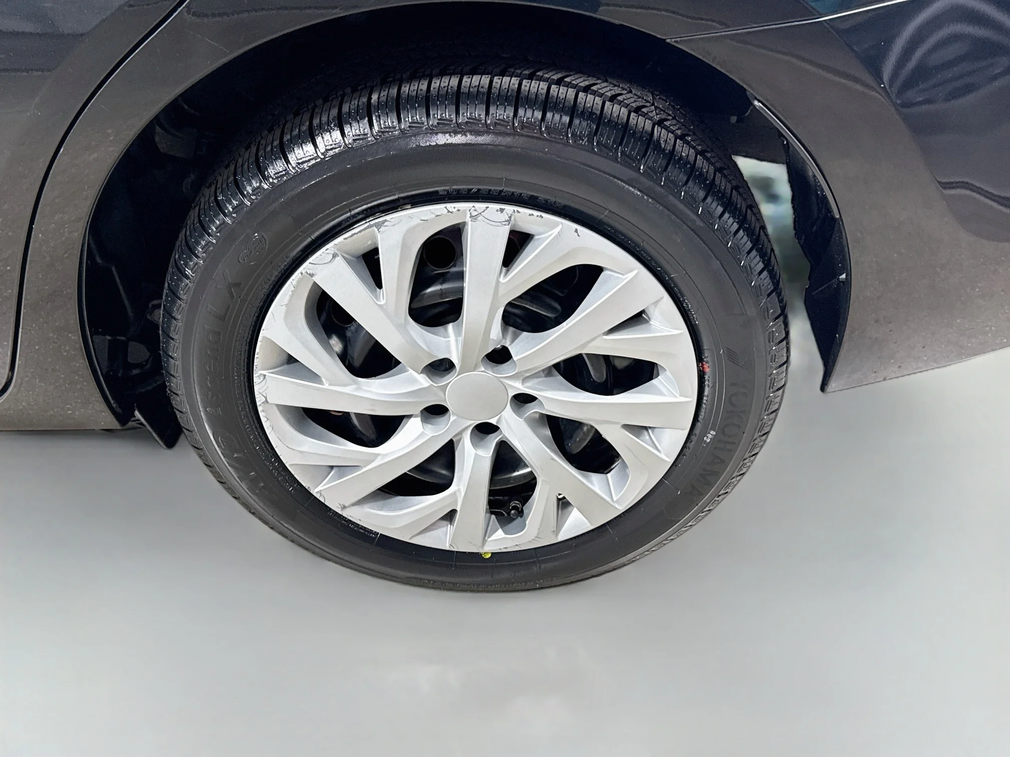 Used 2017 Black Sand Pearl Toyota LE image 27