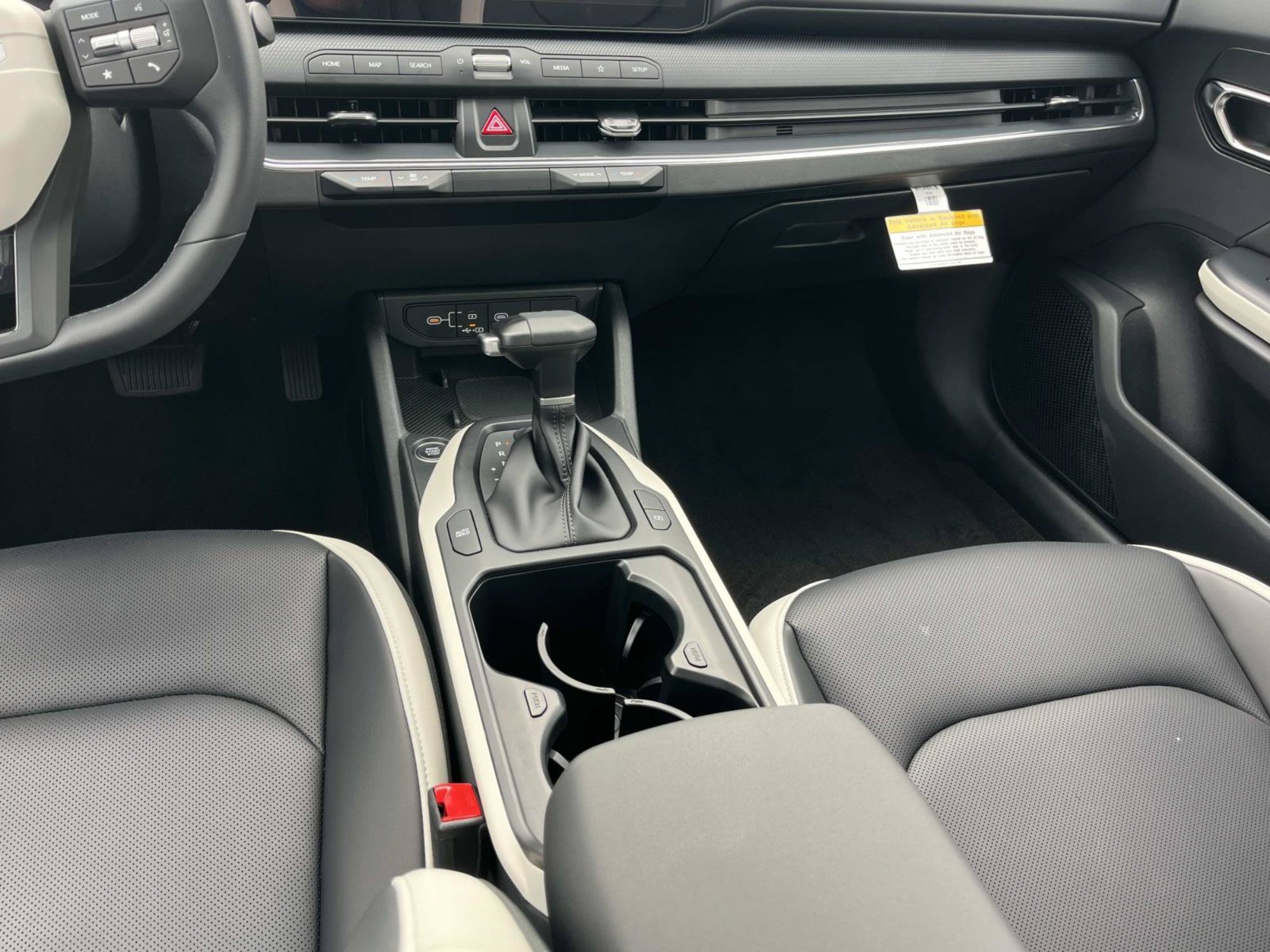 New 2026 Snow White Pearl Kia GT-Line image 15