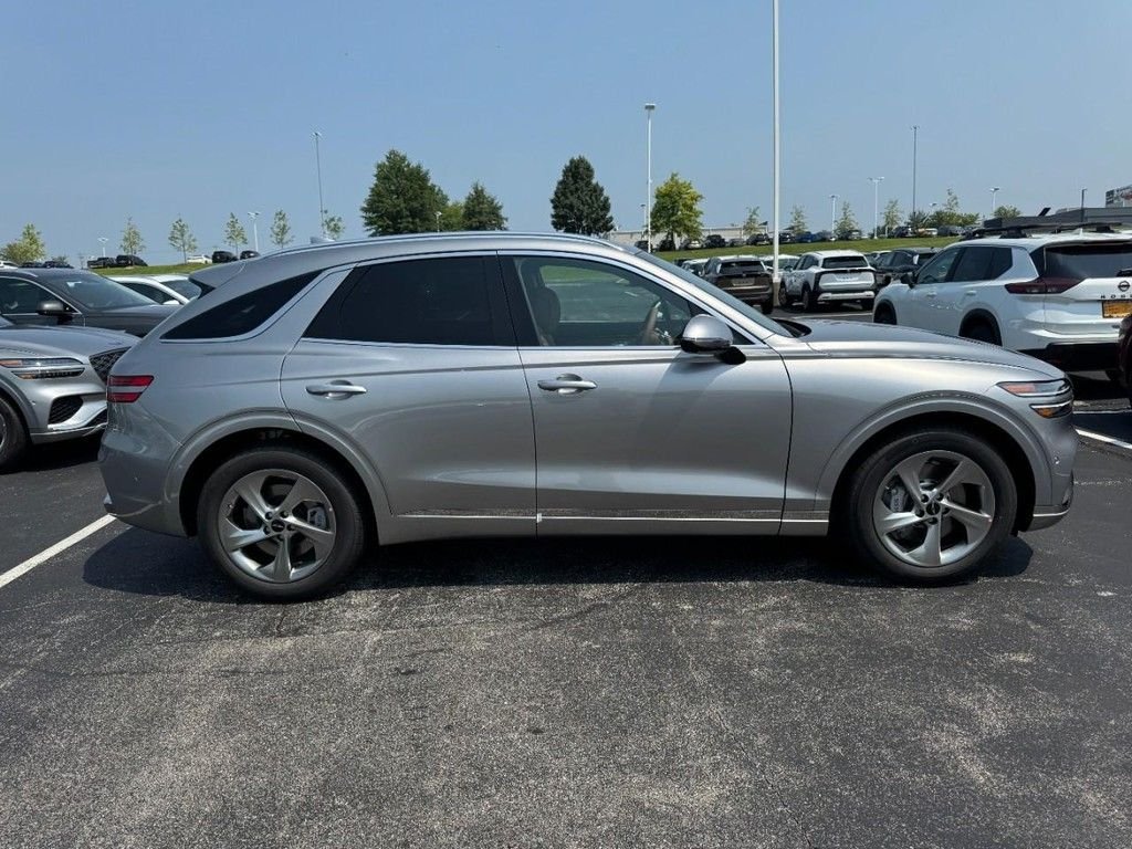 Used 2026 Savile Silver Genesis 2.5T Advanced image 2