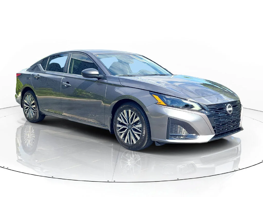 New 2026 Gray Nissan 2.5 SV image 2