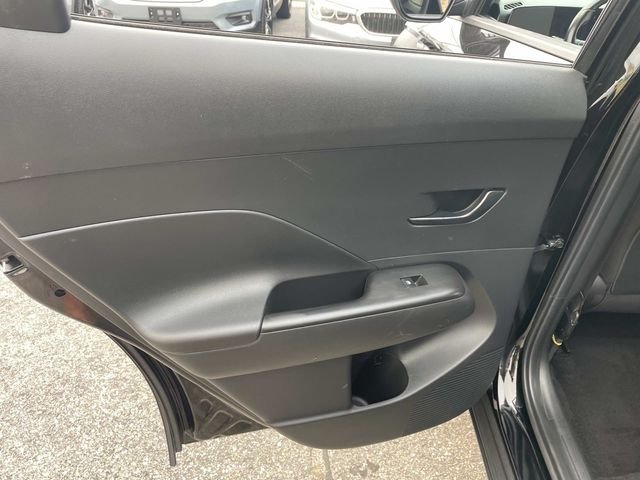 2024 Hyundai Kona SEL - Photo 14