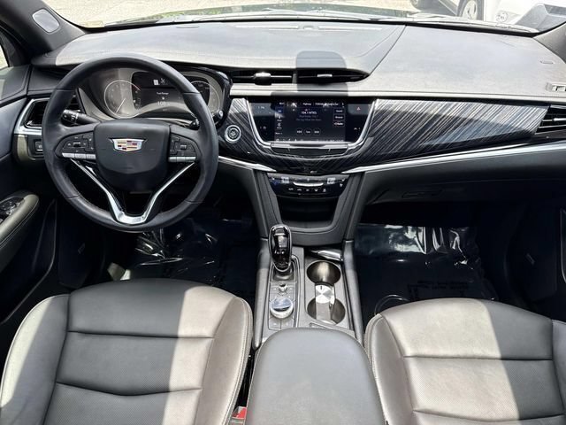 Used 2024 Stellar Black Metallic Cadillac Premium Luxury image 25