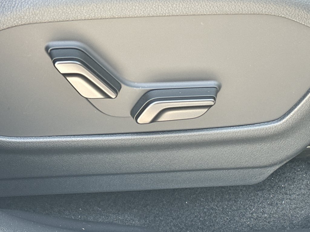 New 2026 Serenity White Hyundai Calligraphy image 33