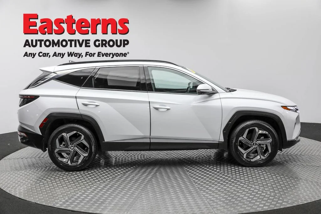 Used 2023 White Hyundai Limited image 4