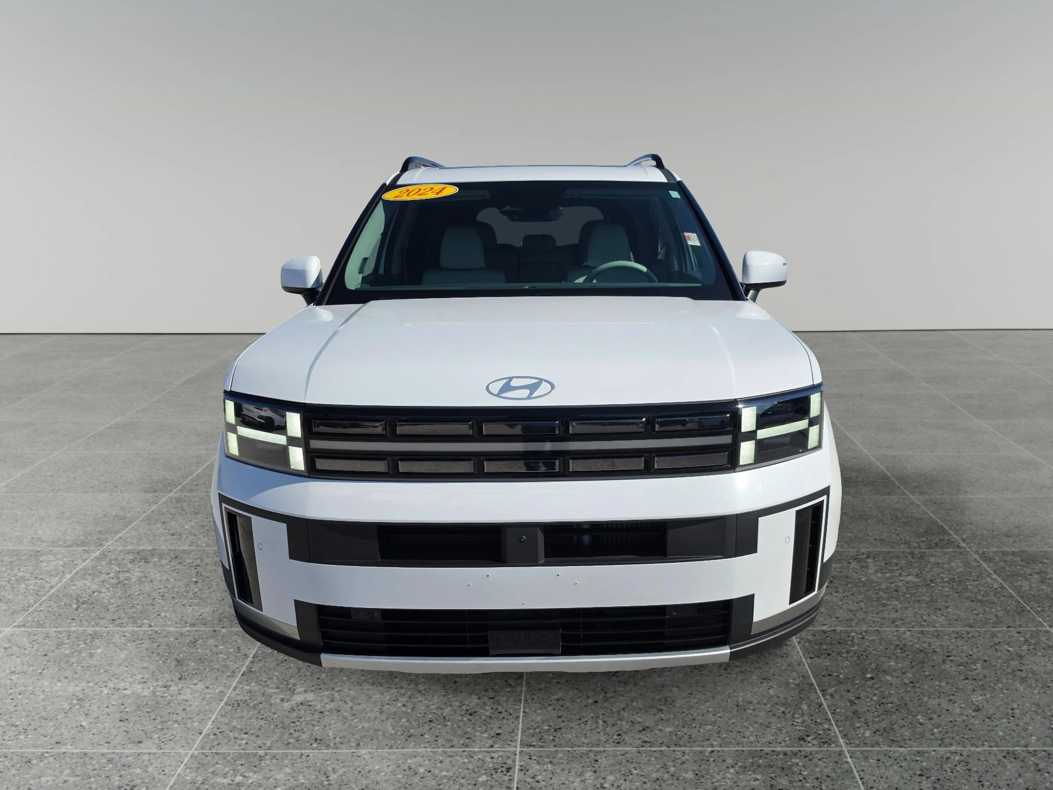 Used 2024 Serenity White Hyundai Limited image 9