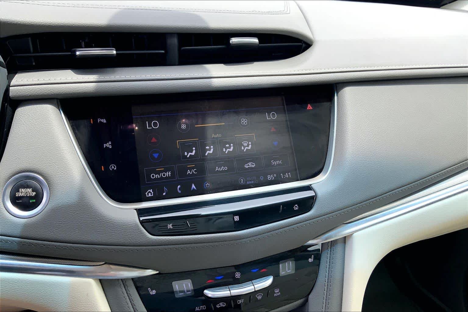 Certified Used 2021 Crystal White Tricoat Cadillac AWD Premium Luxury image 34