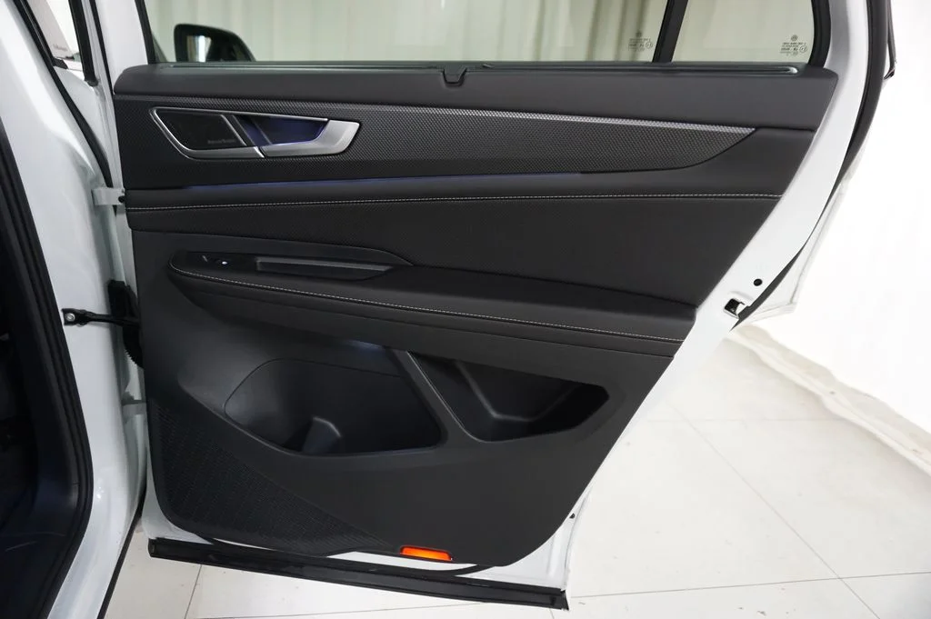 2025 Volkswagen Atlas Cross Sport SEL Premium R-LINE - Photo 42