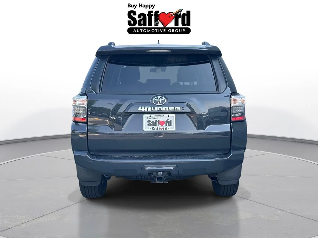 Used 2024  Toyota SR5 Premium image 6