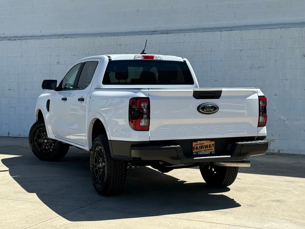 New 2026 Oxford White Ford XLT image 4