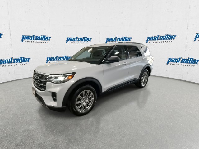 Used 2026 Star White Ford Active image 6
