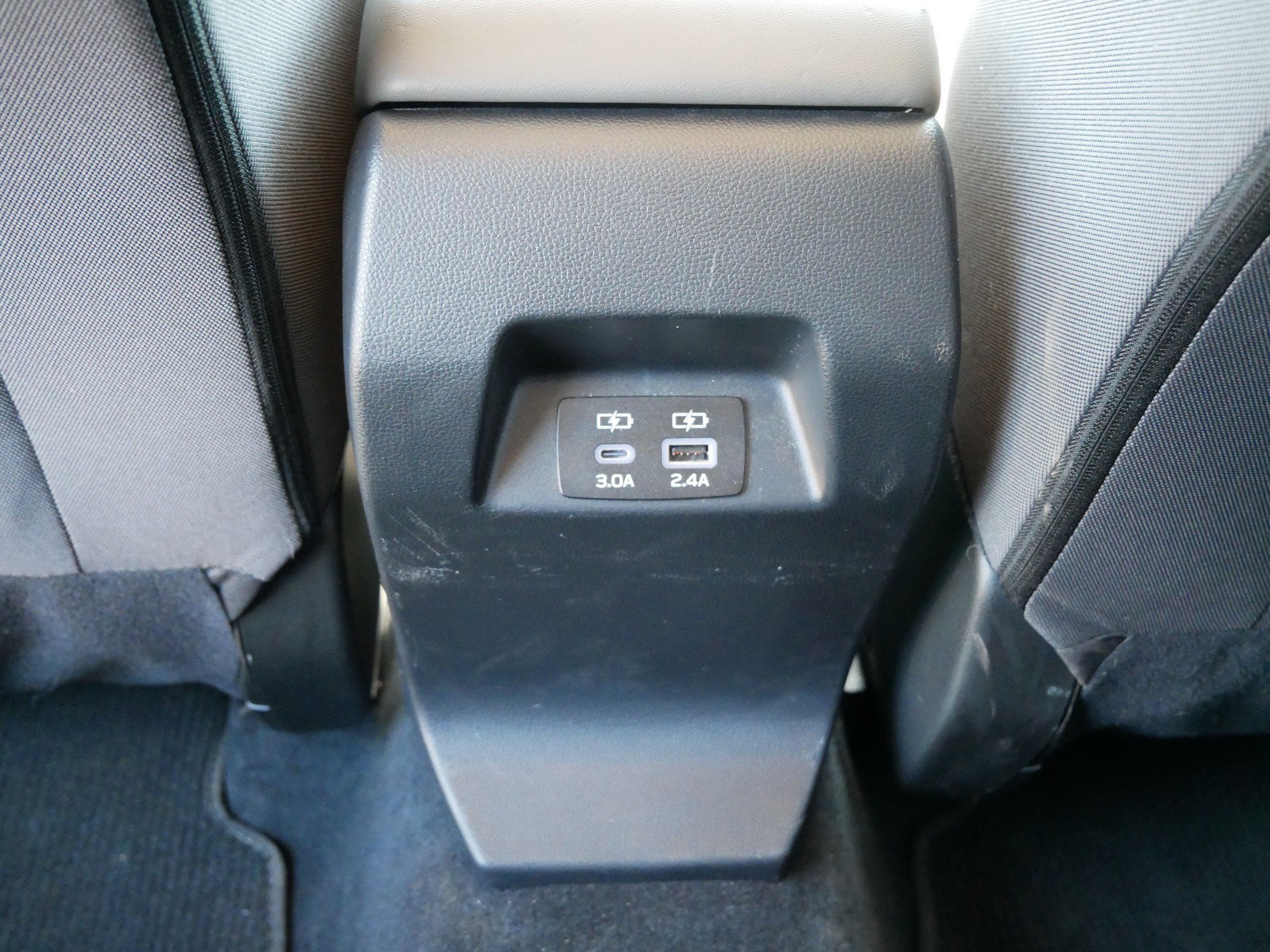 Used 2025 Ice Silver Metallic Subaru Premium image 17
