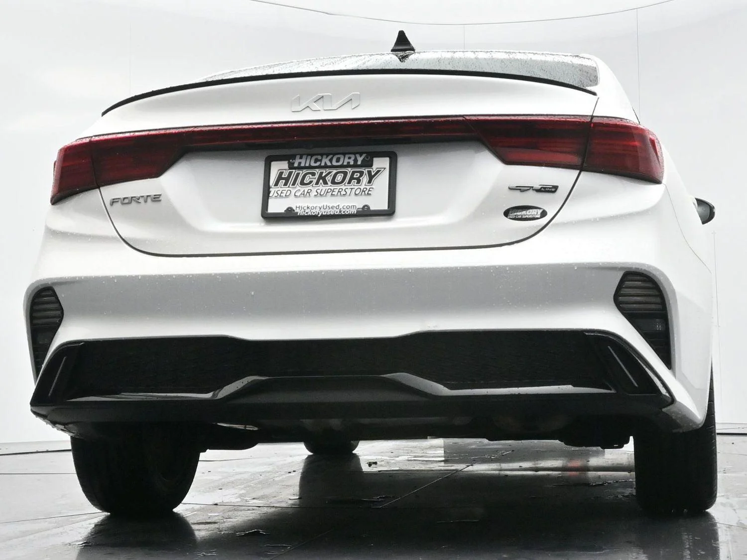 Used 2022 Snow White Pearl Kia GT-Line image 50