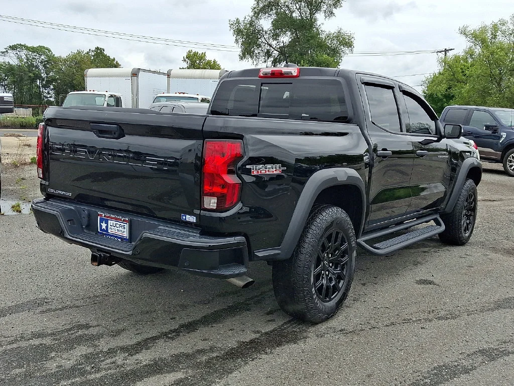 Used 2025 Black Chevrolet Trail Boss image 11