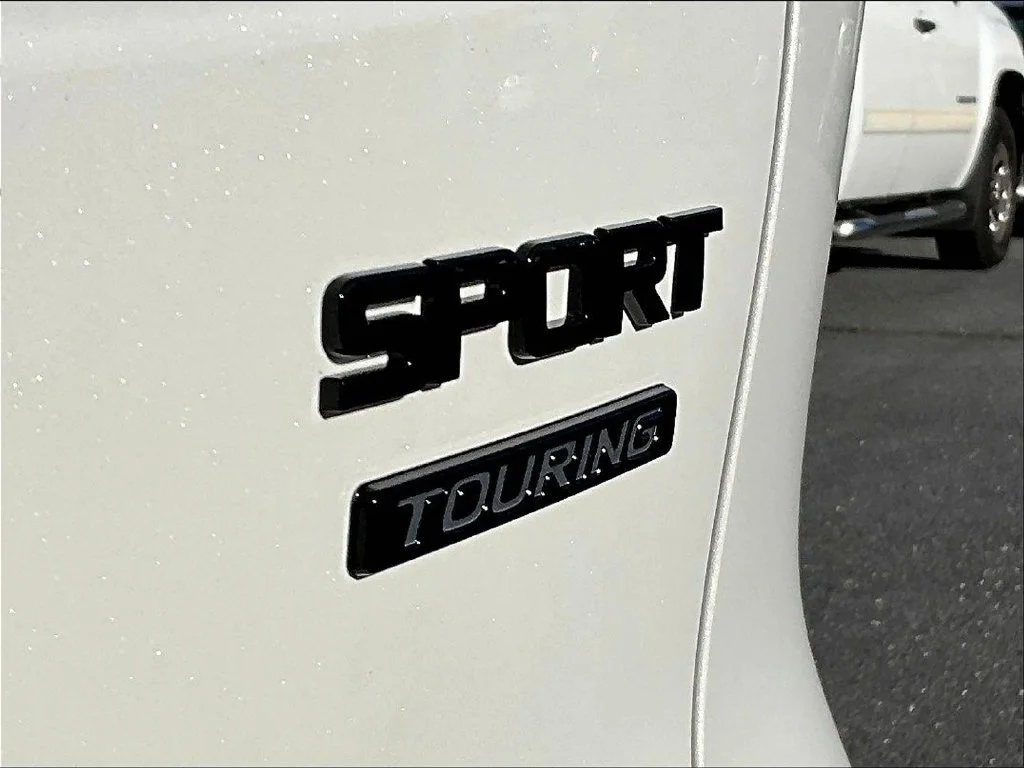 New 2027 Platinum White Pearl Honda Sport Touring Hybrid AWD image 26