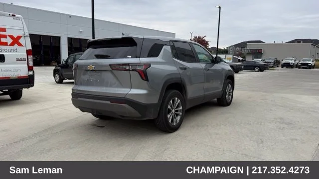 Used 2025 Gray Chevrolet LT image 3