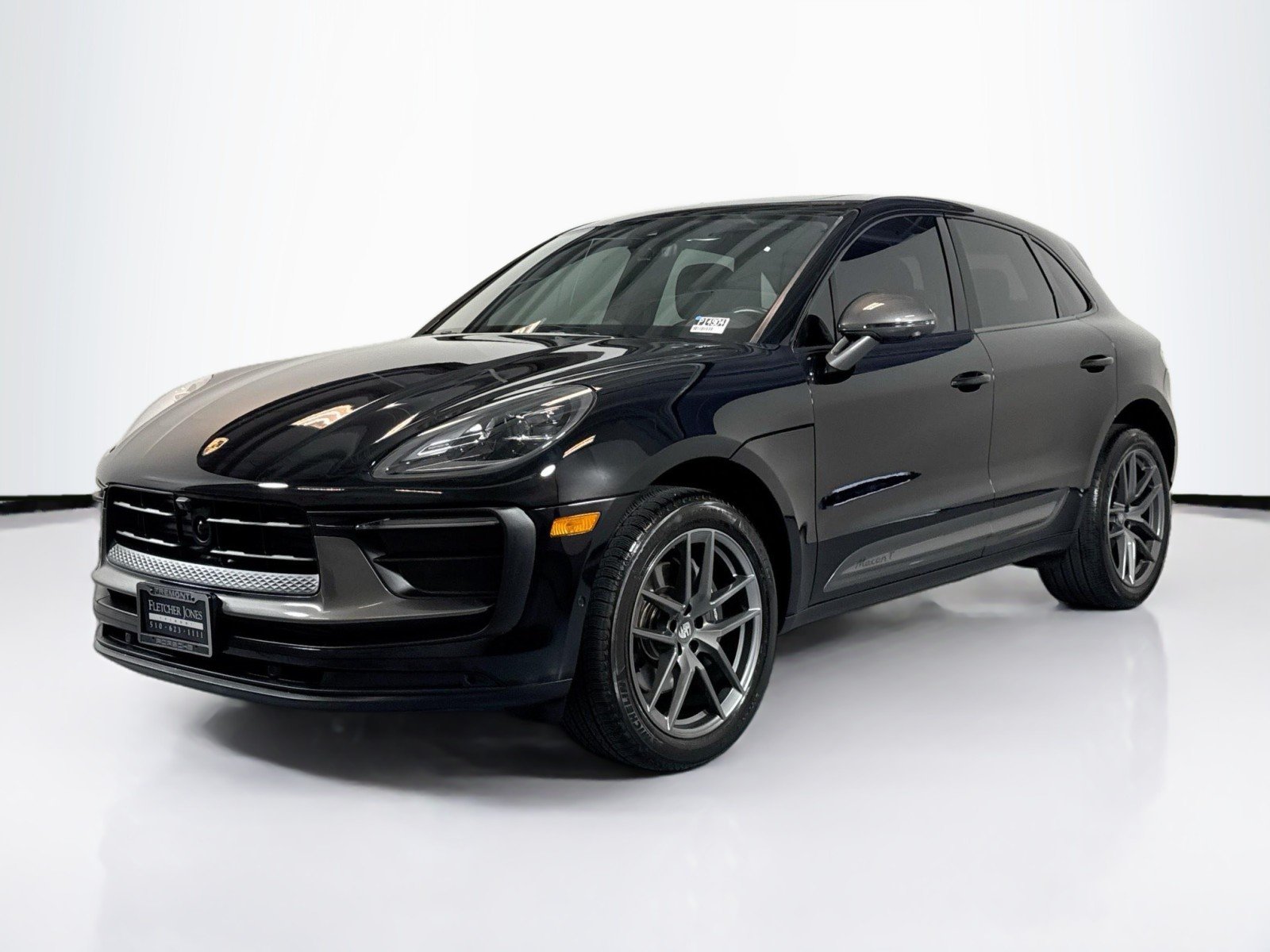 2024 Porsche Macan T