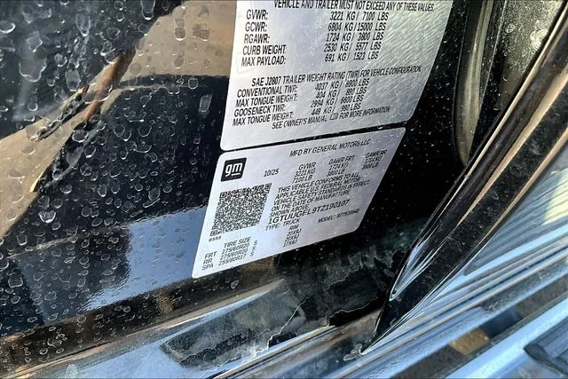 Used 2026 Black GMC Denali image 5