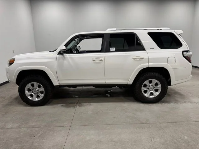 Used 2015 White Toyota SR5 Premium image 8