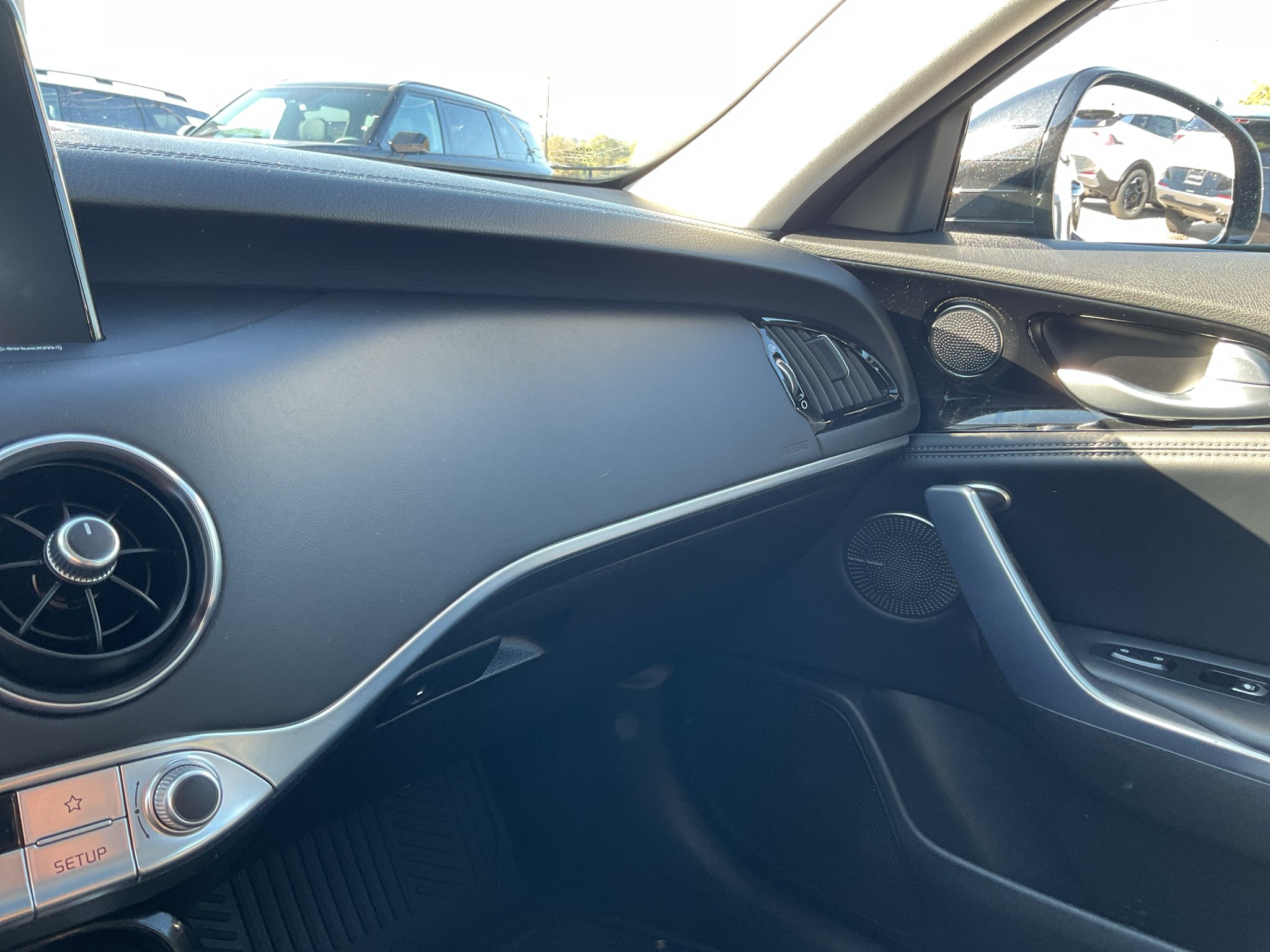 Used 2018 Aurora Black Kia Premium image 28