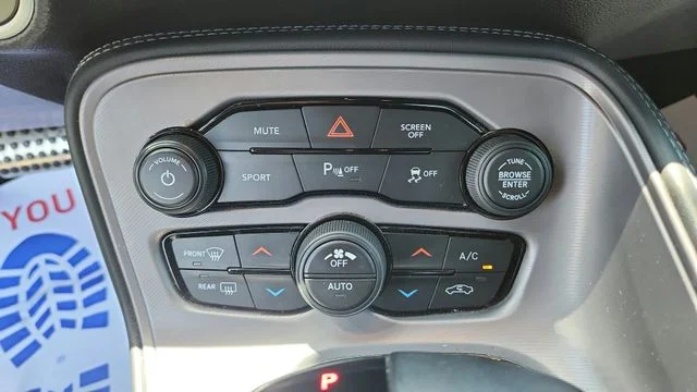 Used 2023 Sublime Clearcoat Metallic Dodge R/T image 17