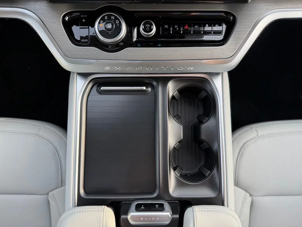 New 2027 Blue Ford Platinum image 27