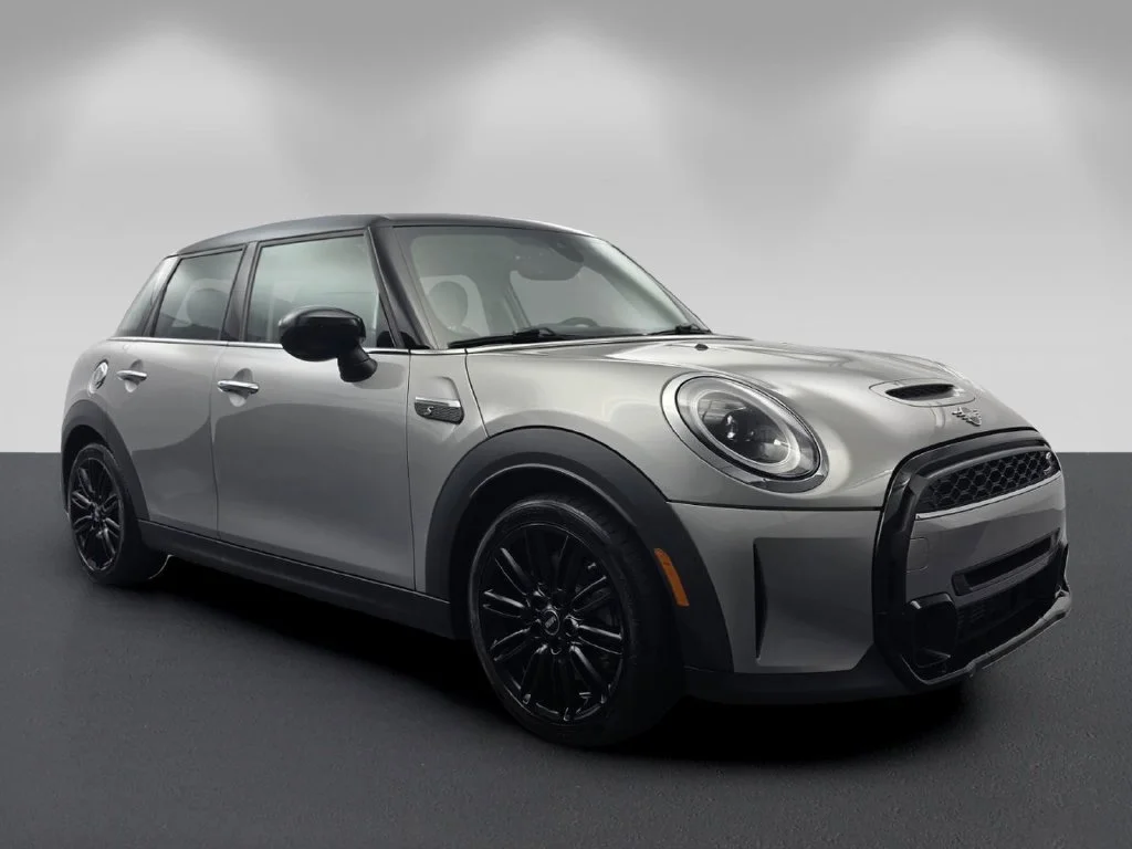 2024 MINI Hardtop 4 Door
