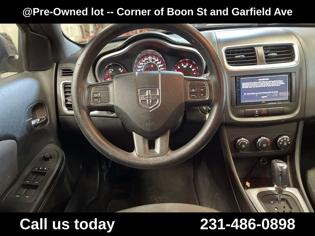 Used 2014 Gray Dodge SE image 17