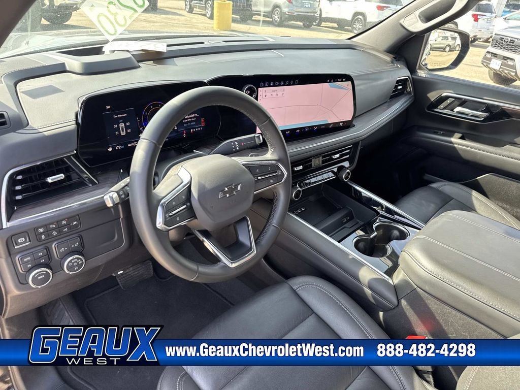 Used 2025 Black Chevrolet Z71 image 42