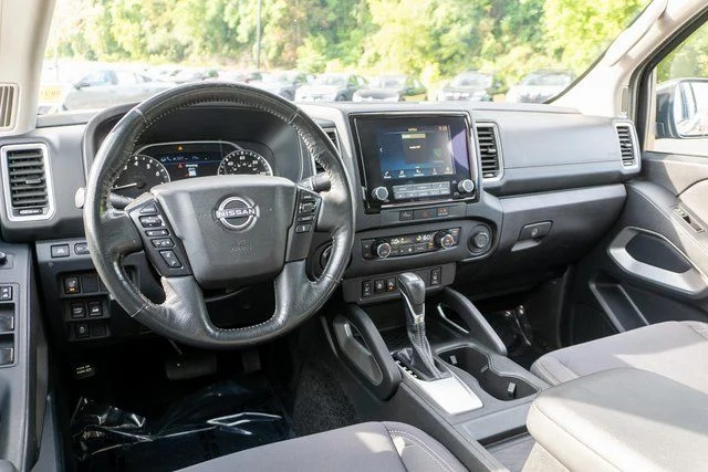 Used 2023 Gray Nissan SV image 12